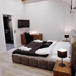 Chrobrego 10