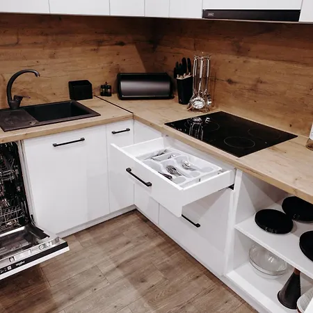 Chrobrego 10 Złotów