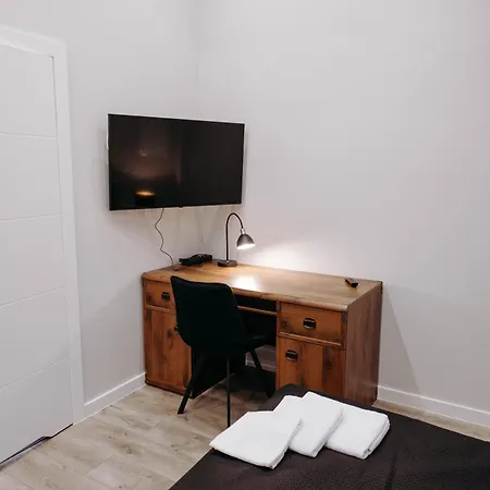 Chrobrego 10 * Złotów